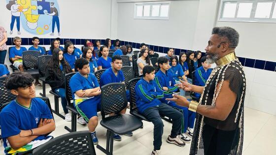 André D’Lucca realiza Ciclo de Palestras sobre depressão e letramento racial em escolas públicas